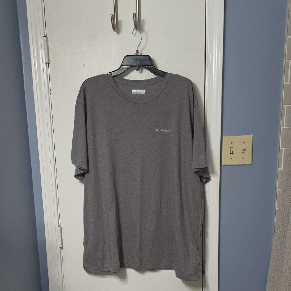 Columbia Charcoal Men's Short Sleeve Tee